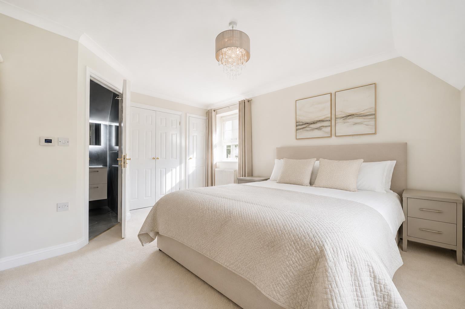 Home Close, Virginia Water